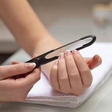 Laden Sie das Bild in den Galerie-Viewer, MIWIAM Nagelfeile für Finger- und Fußnägel - schwarz