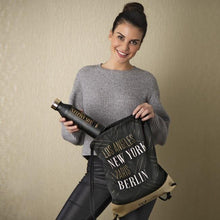 Laden Sie das Bild in den Galerie-Viewer, GNTM Turnbeutel - schwarz/gold