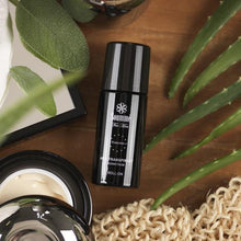 Laden Sie das Bild in den Galerie-Viewer, Soummé Antitranspirant Protection Roll-On for Men - 50 ml - Kosmetikum